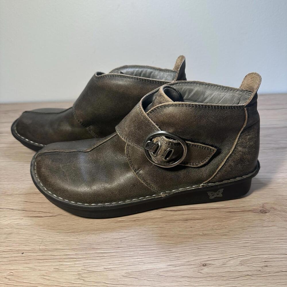 Alegria Boots Womens 40 Caiti Ankle Booties Taupe Leather Buckle Round Toe 8.5